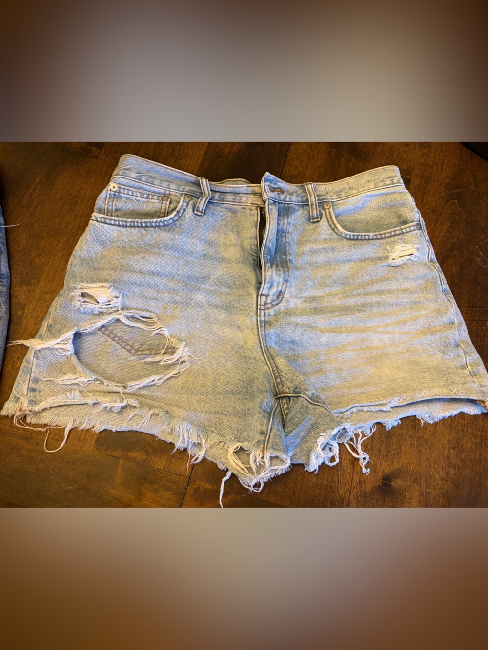 Madewell Light Blue Distressed Denim Mom Jean Short